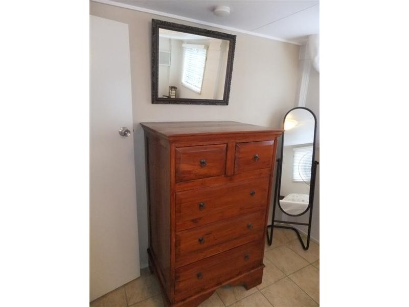 6A Waverley Street, Southport QLD 4215