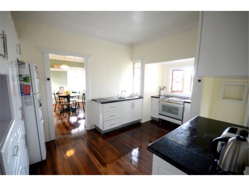 19 Martin Street, Woodend QLD 4305