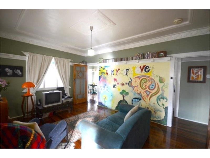 19 Martin Street, Woodend QLD 4305