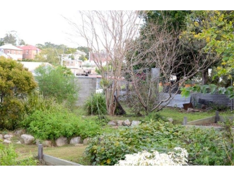 19 Martin Street, Woodend QLD 4305