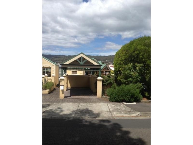 5/9 Montgomery Court, Sandy Bay TAS 7005