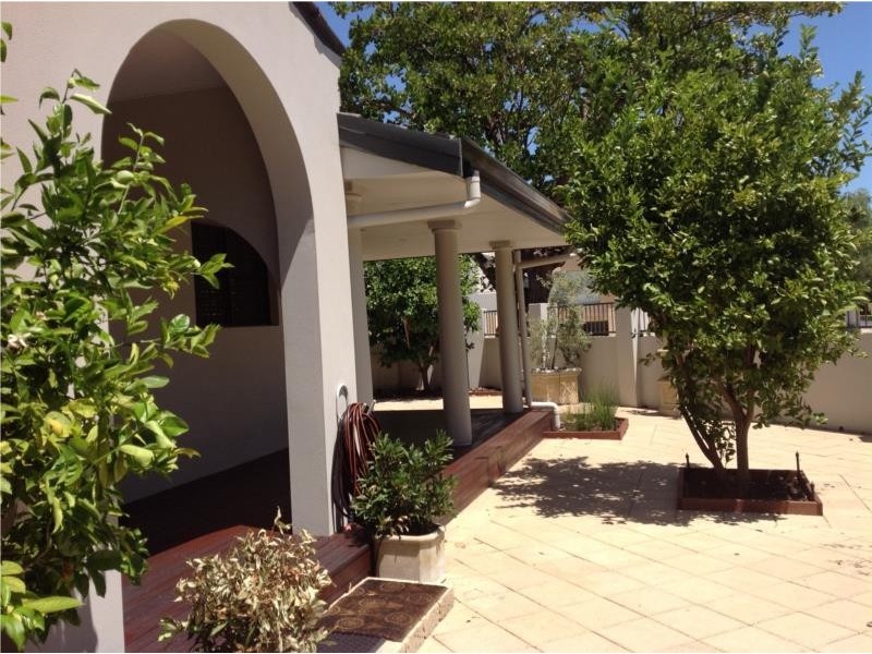 14 Onslow Street, South Perth WA 6151