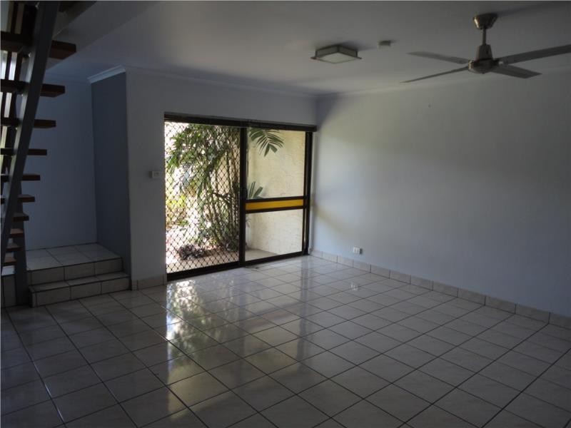 5/55 Mazlin Close, Edge Hill QLD 4870