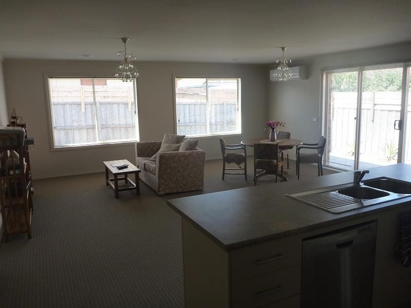 12 Watson Avenue, Belmont VIC 3216