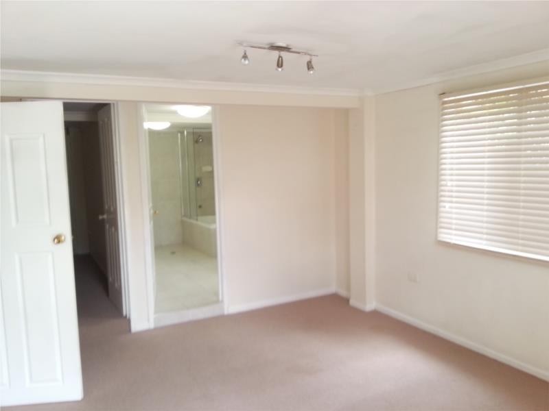 43 Pennant Street, Jamboree Heights QLD 4074