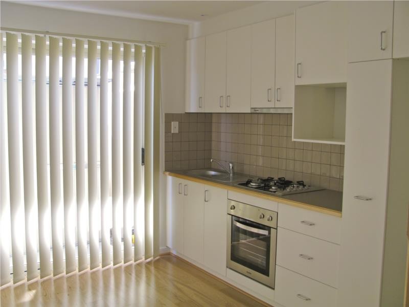 102 Ormond Road, Clayton VIC 3168