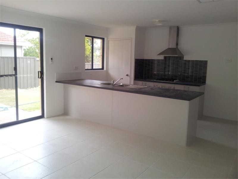 B/1 Paitt Street, Willagee WA 6156