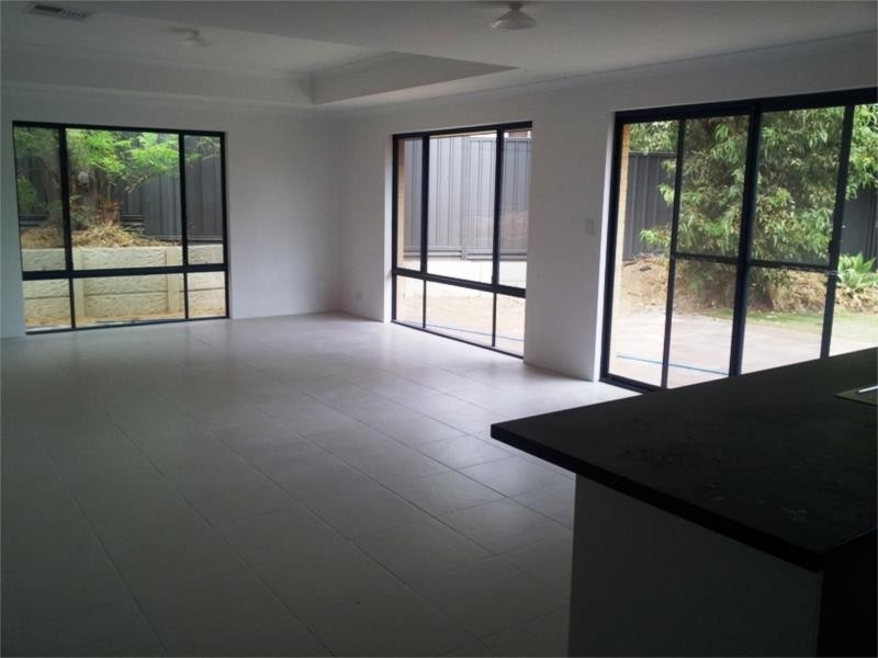 B/1 Paitt Street, Willagee WA 6156