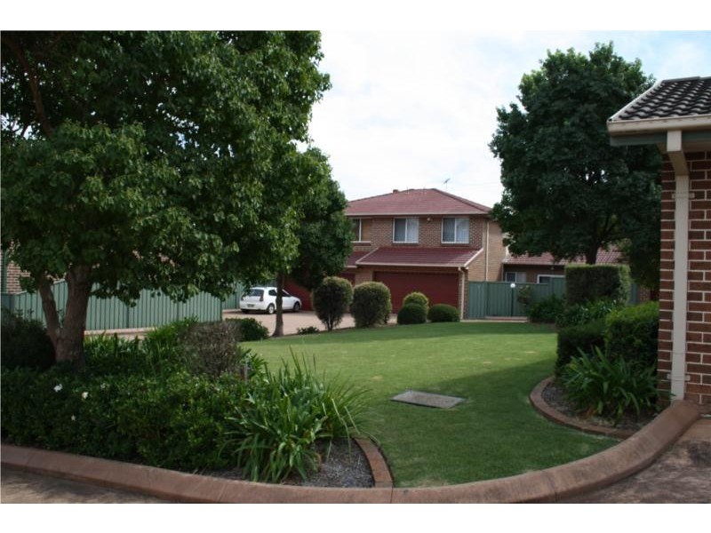 30 Glenrowan Ave, Kellyville NSW 2155