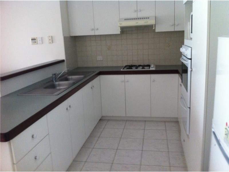 8 Farris Street, Innaloo WA 6018