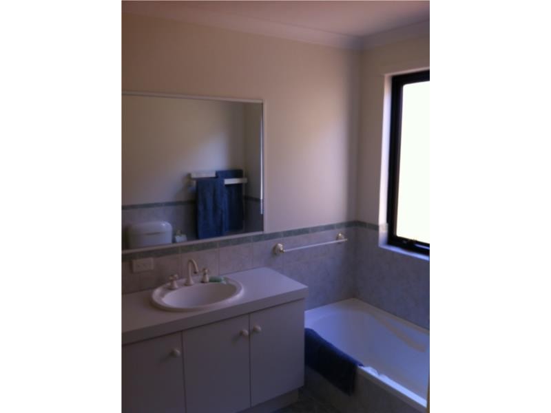 8 Farris Street, Innaloo WA 6018