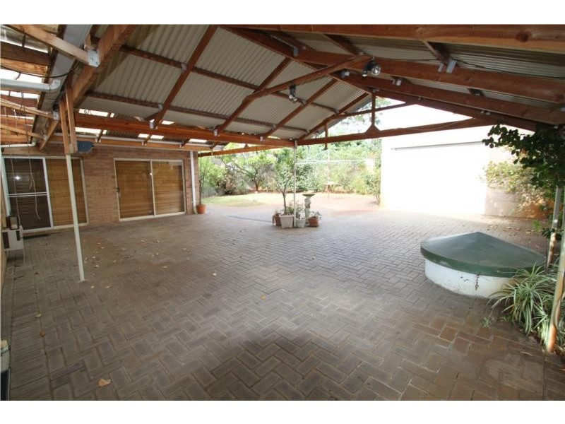 5 Elmwood Ave, Woodlands WA 6018