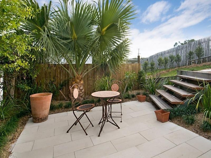 8 Sobraon Street, Sunrise Beach QLD 4567