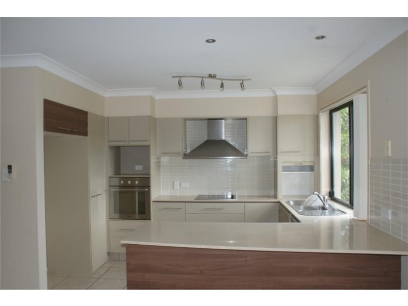 14/368 PINE RIDGE RD, Coombabah QLD 4216