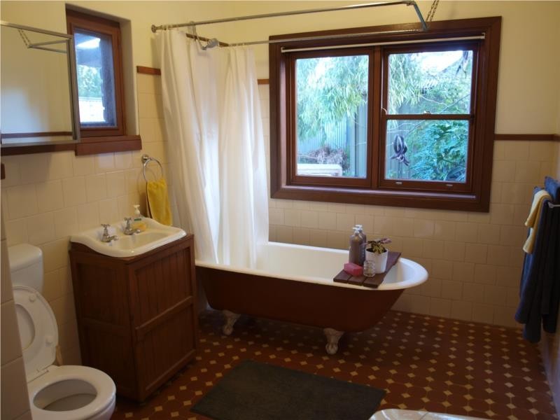 28 Robert Street, Croydon SA 5008