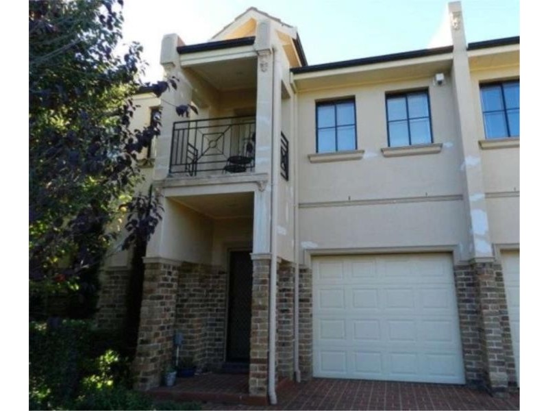 31/6 BLOSSOM PLACE, Quakers Hill NSW 2763