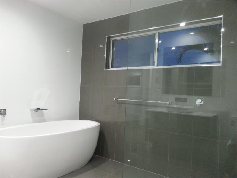 154 Sundance Way, Runaway Bay QLD 4216