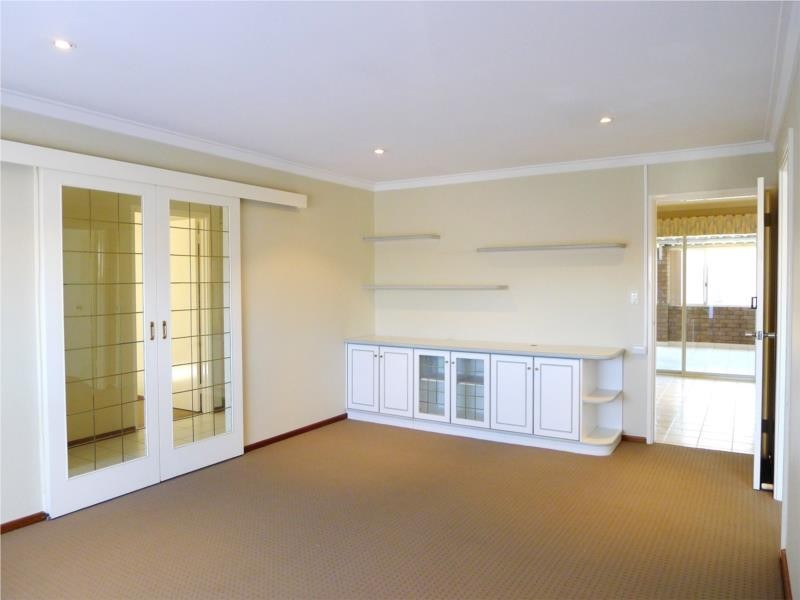 39 Glendower Way, Spearwood WA 6163