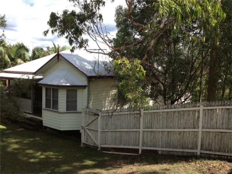 237 Bunya Road, Arana Hills QLD 4054