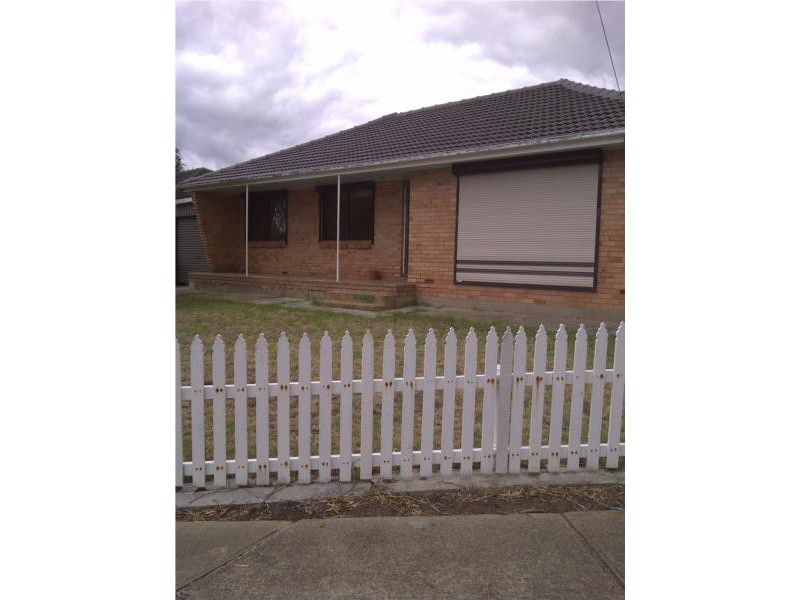 8 Grant Avenue, Gilles Plains SA 5086