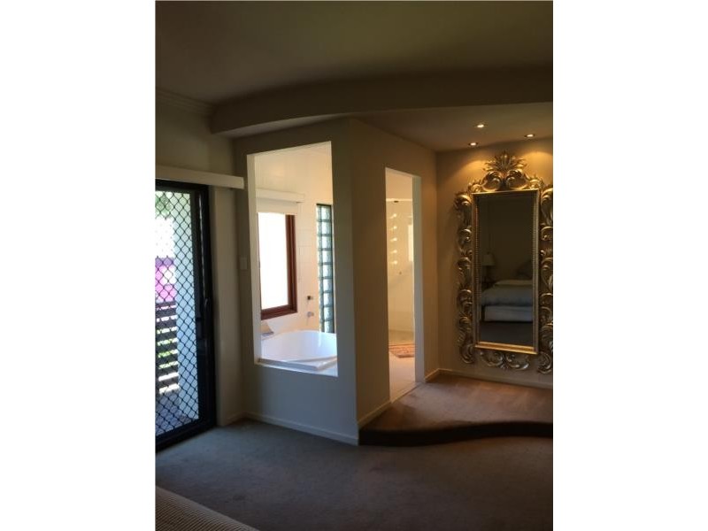 A/9 Ella Street, Red Hill QLD 4059