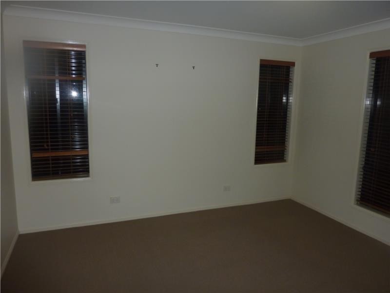 43 Smythe Drive, Highfields QLD 4352