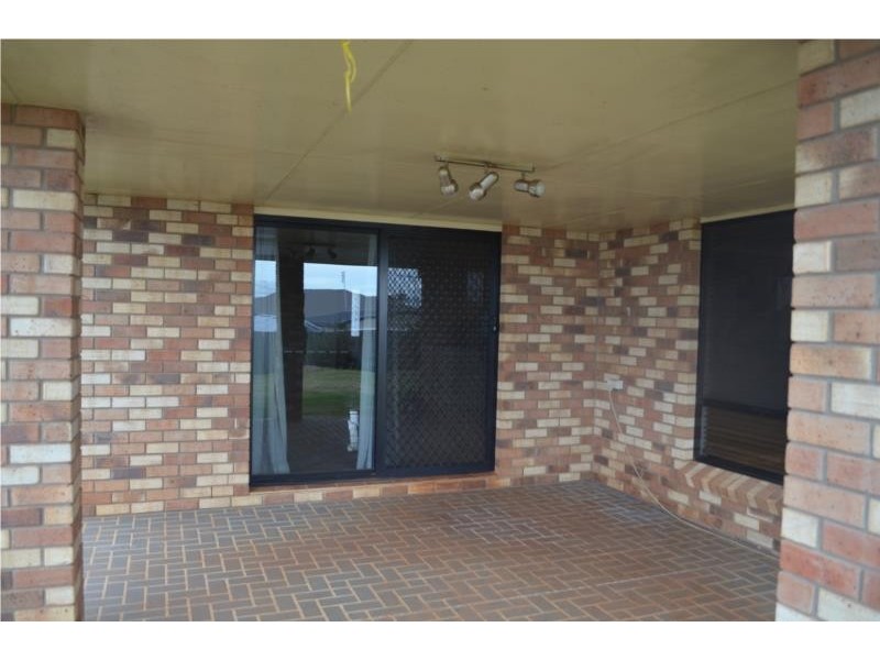 43 Smythe Drive, Highfields QLD 4352