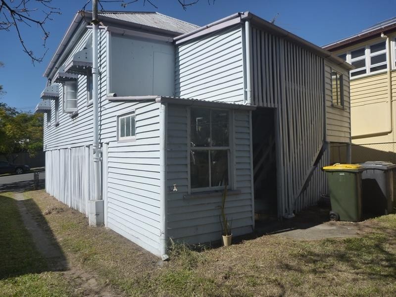 11 Elliott Street, Woolloongabba QLD 4102