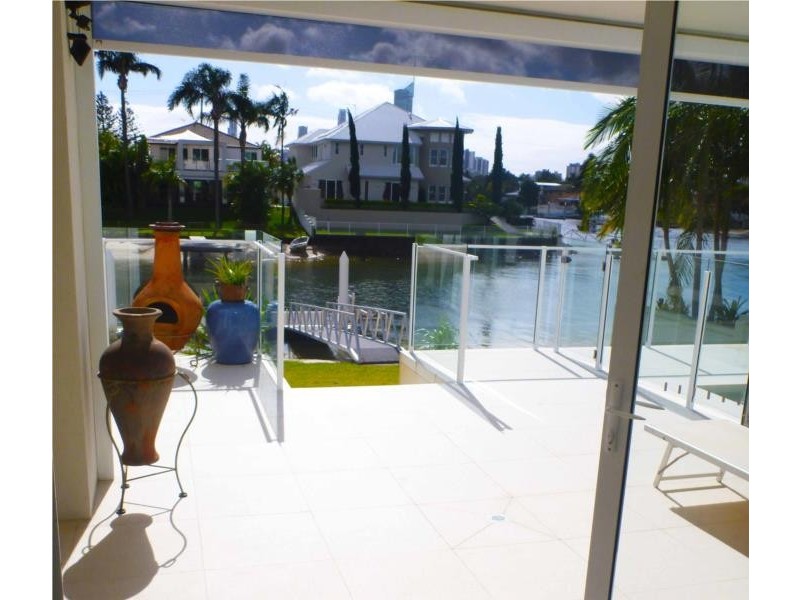 Broadbeach Waters QLD 4218