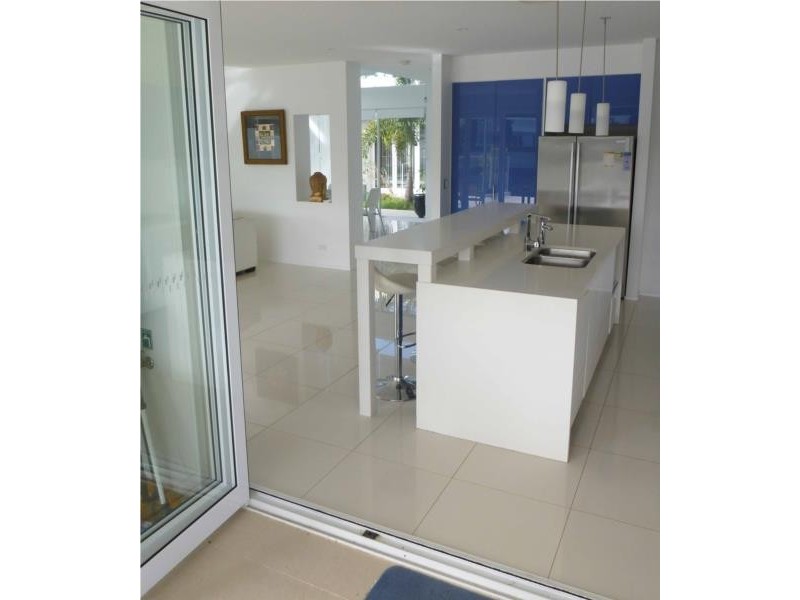 Broadbeach Waters QLD 4218