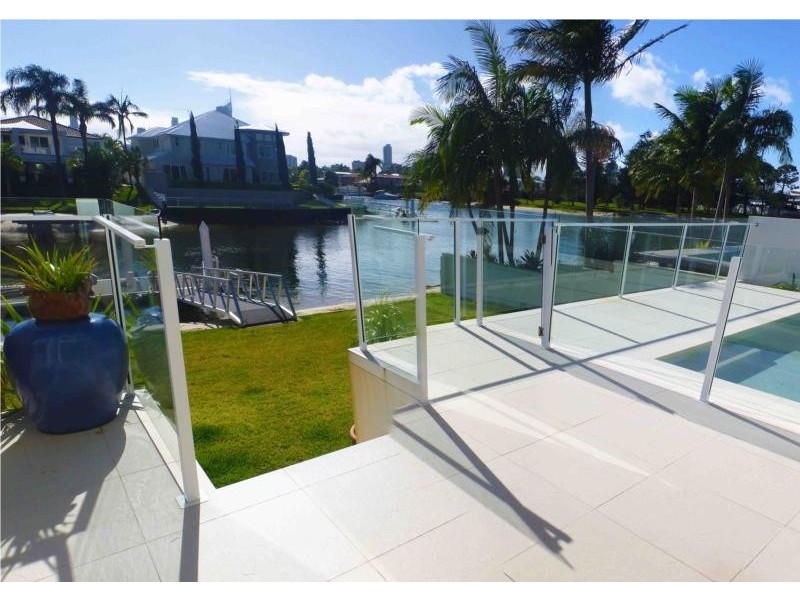 Broadbeach Waters QLD 4218