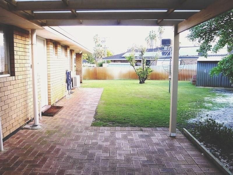 64 Endeavour Avenue, Bull Creek WA 6149