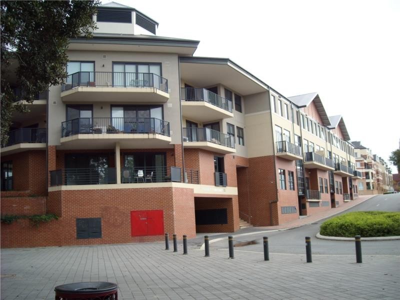 2/11 Brigid Road, Subiaco WA 6008