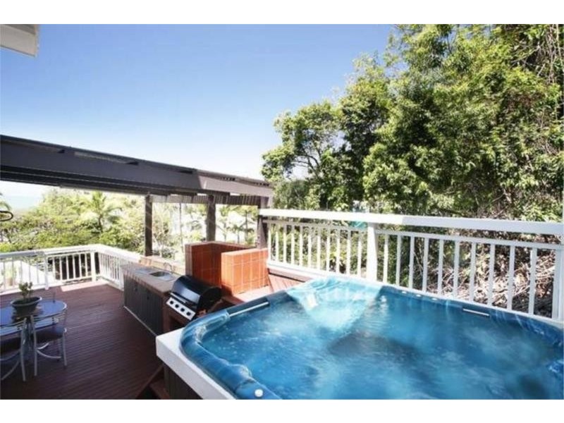 Trinity Beach QLD 4879