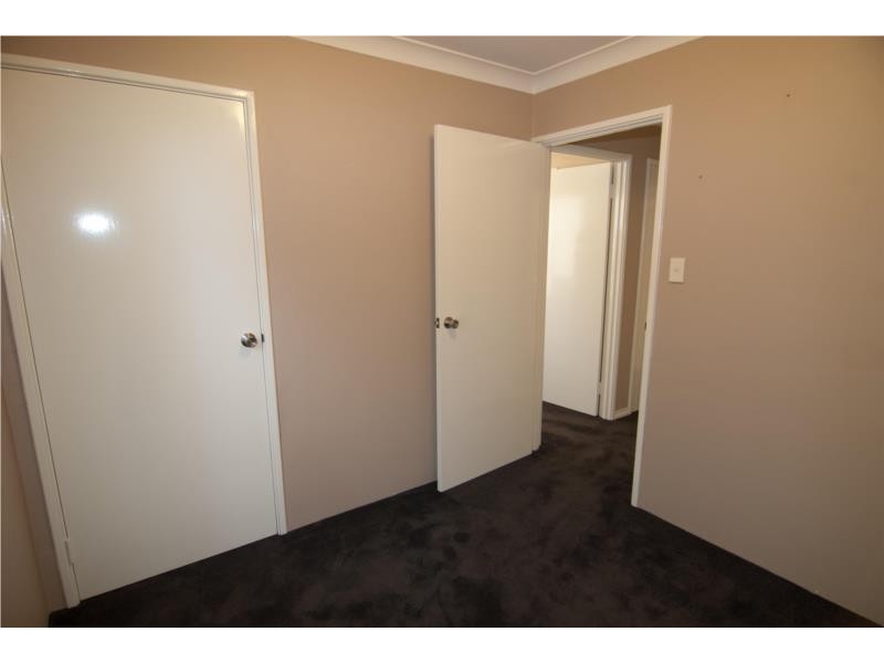 6/200 BURSLEM DRIVE, Maddington WA 6109