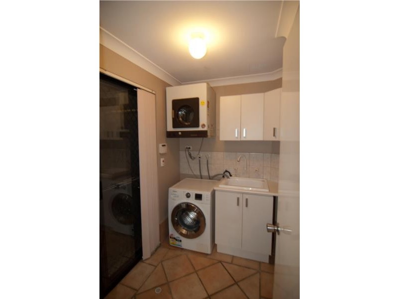 6/200 BURSLEM DRIVE, Maddington WA 6109