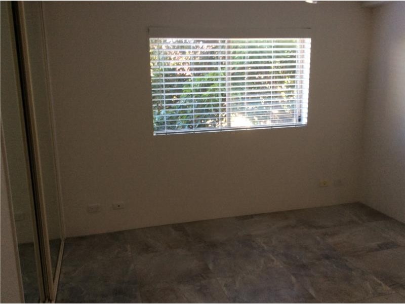 40 Little Norman St, Southport QLD 4215