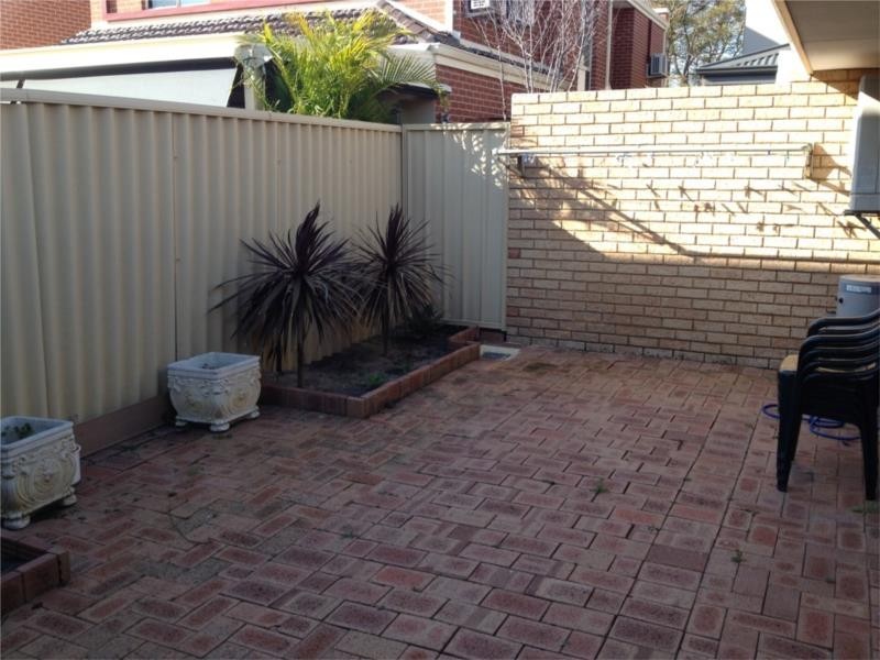 7a Macdonald Road, Applecross WA 6153