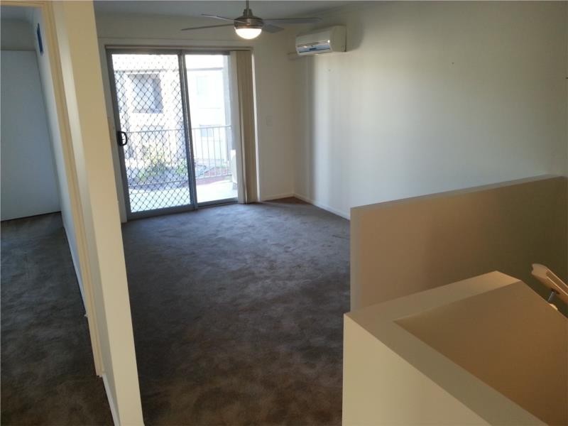 9/14 Bradbury Street, Parafield Gardens SA 5107