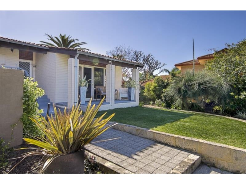 5 Duncraig Road, Duncraig WA 6023