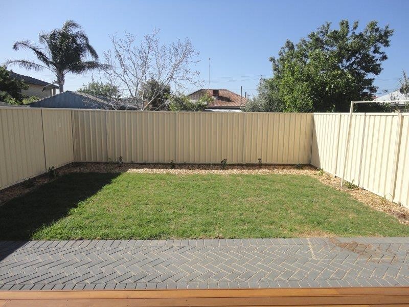 82 Collins Street, Clearview SA 5085
