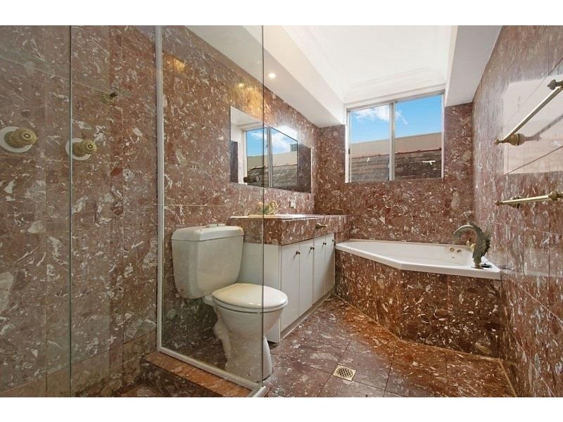 2/177 Old South Head Road, Bondi Junction NSW 2022