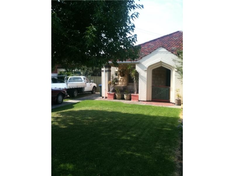 20 Cedar Avenue, Woodville South SA 5011