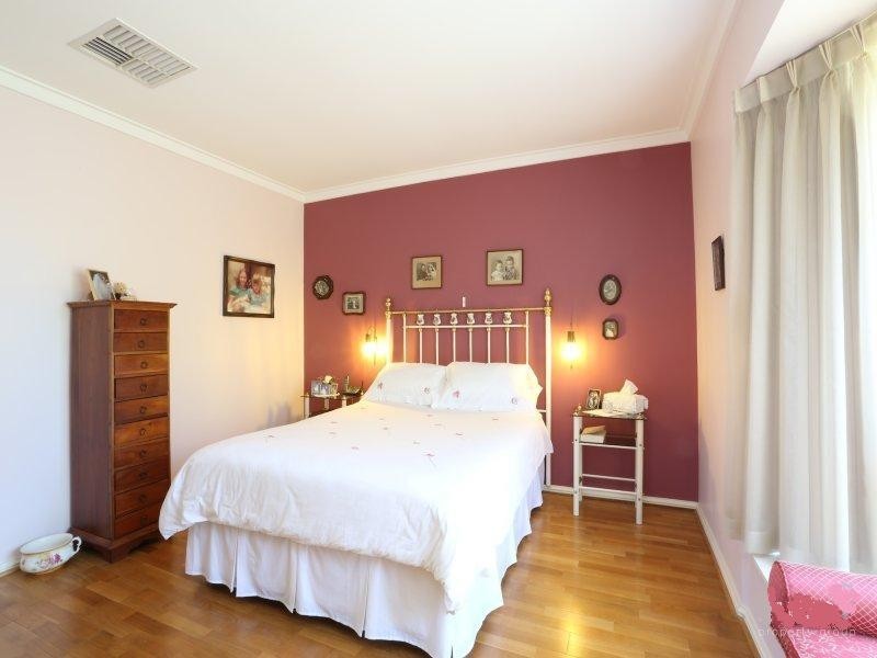 13 Benningfield Road, Bull Creek WA 6149