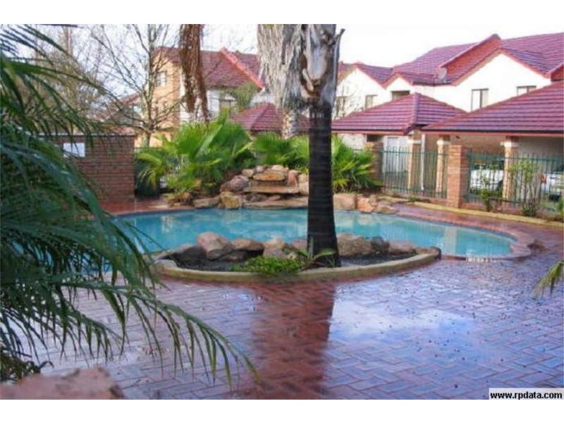 8/20 Gochean Avenue, Bentley WA 6102