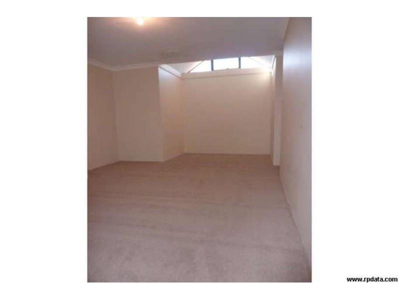 8/20 Gochean Avenue, Bentley WA 6102