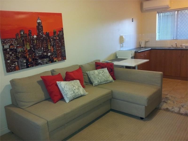 1/81 Leonard Street, Victoria Park WA 6100