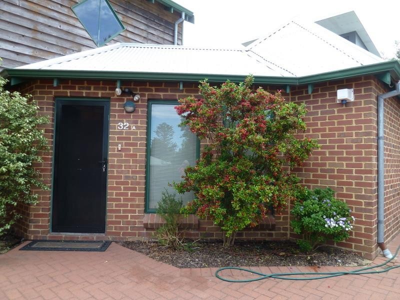 32A Minilya Avenue, White Gum Valley WA 6162