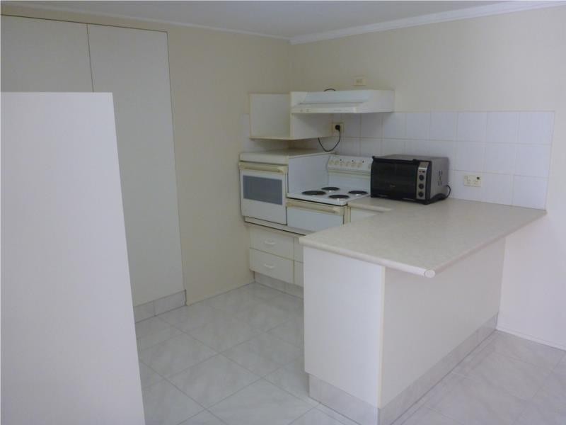 1/1 Bermuda Street, Broadbeach Waters QLD 4218