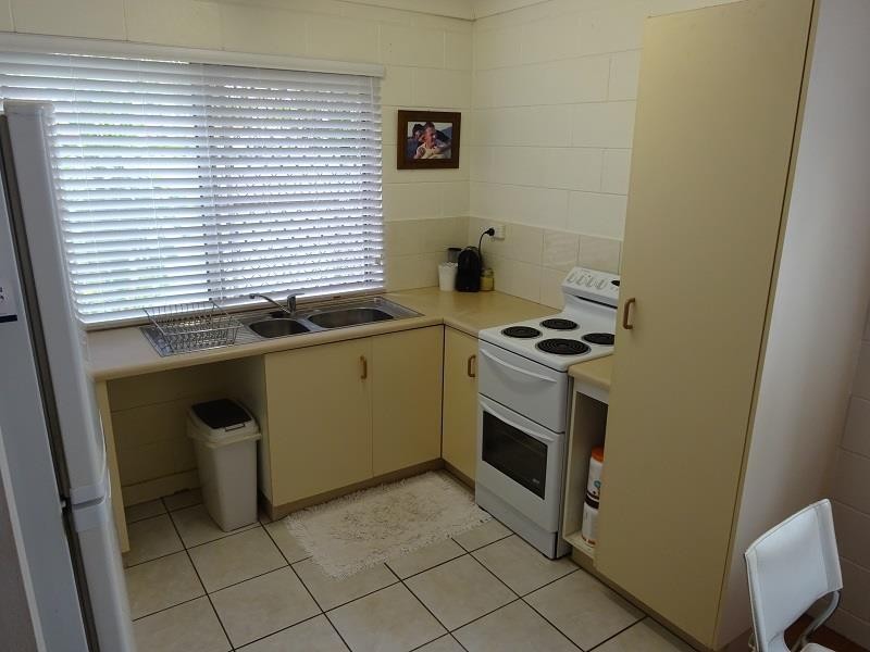 2/39 First Street, Railway Estate QLD 4810